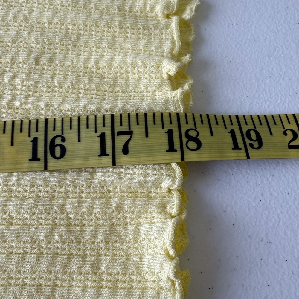 Yellow Short Sleeve Size 3X Crop Top Cotton Ruffle Edge Snap Closure Scoop Neck - Picture 9 of 9